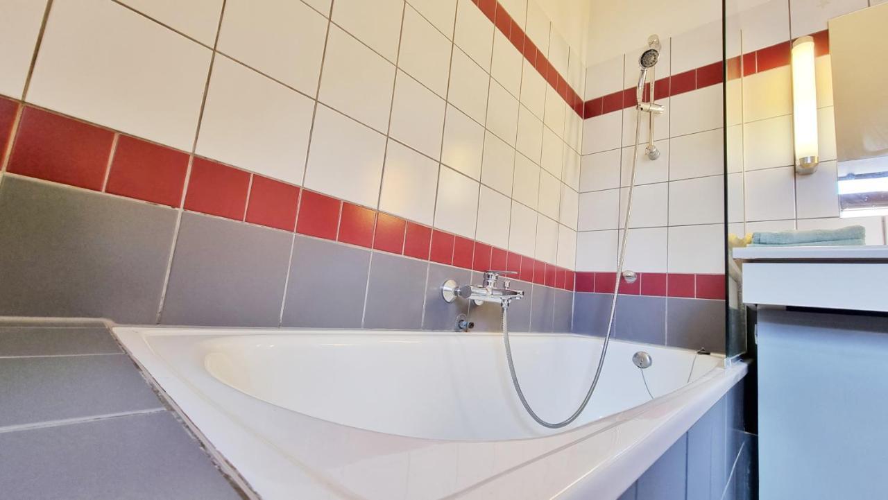 Apartment L'evasion - Balcon - Fibre - Calme - Rbnb